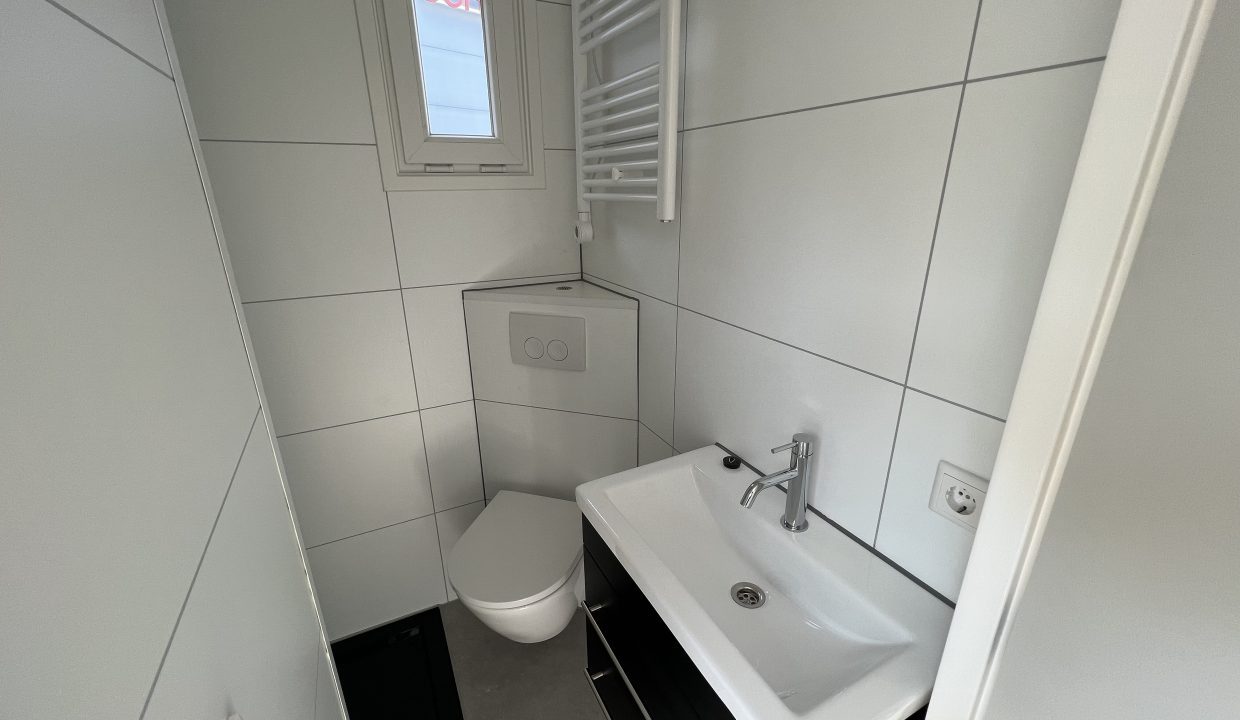 CHALET NUOVO – SEMI-INDIPENDENTE – CON L'OPZIONE DI UN CHALET SPAZIOSO!
